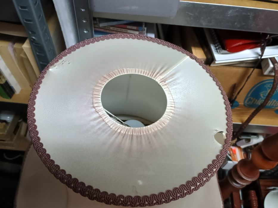 Kremowy klosz, abażur do lampy