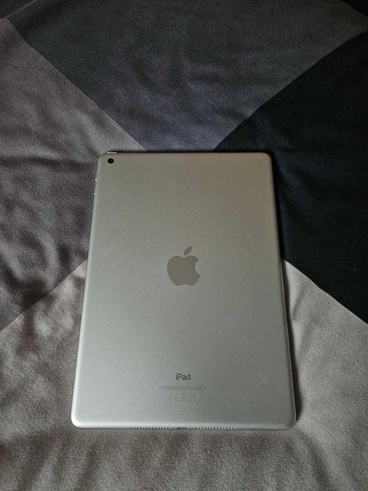 iPad 6a Geração 32GB – iPadOS 17 | Bom estado