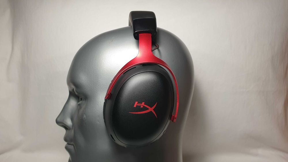 Słuchawki bezprzewodowe HyperX Cloud III Wireless jak NOWE.