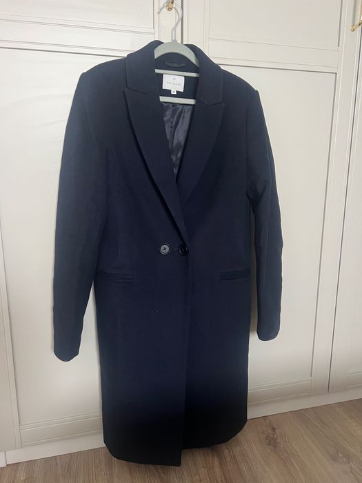 Elegancki płaszcz 38