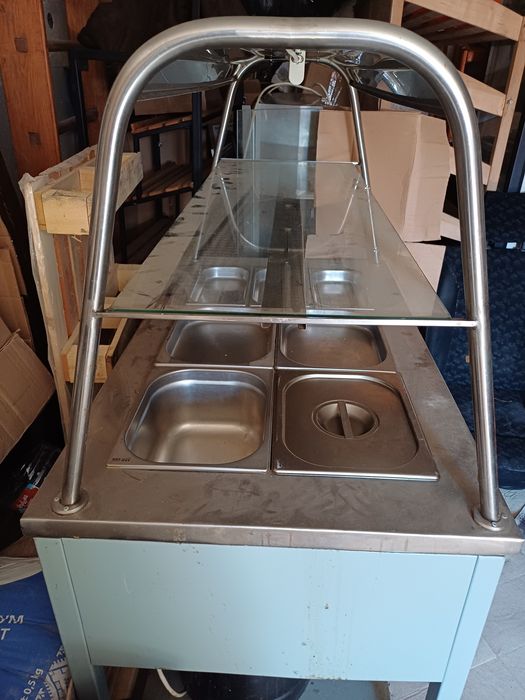 Теплова гастрогомічна вітрина