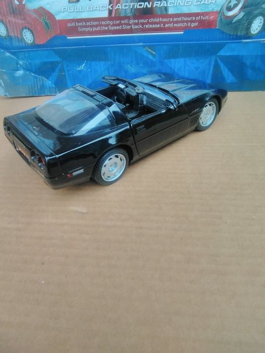 Chevrolet Corvette. 1.18 Chevrolet Corvette — це двомісний
