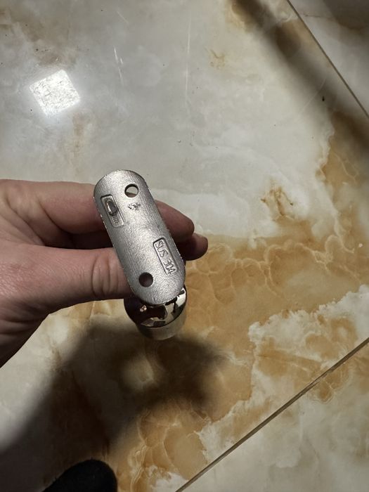 Кронштейн на перило