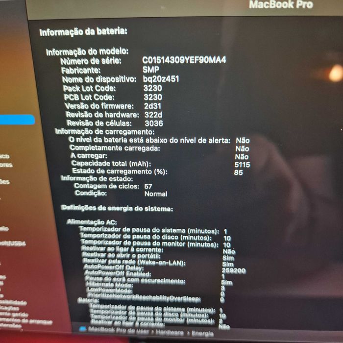 MacBook Pro 13" ( com varios programas)