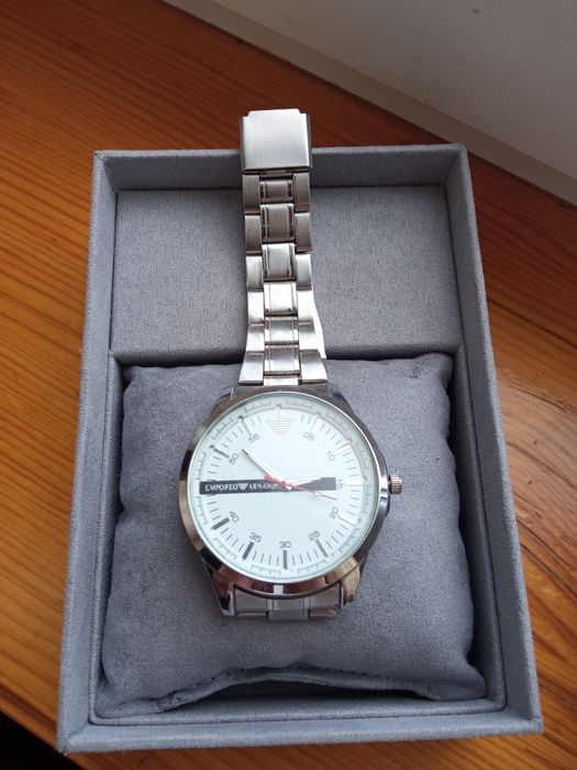 Продам отличные мужские часы  Empopeo  Armane  .