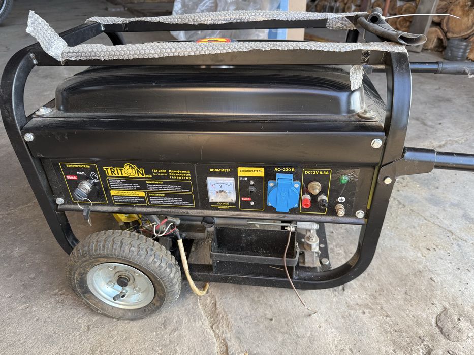 Бензиновий генератор TRITON 2,5-3 кВт