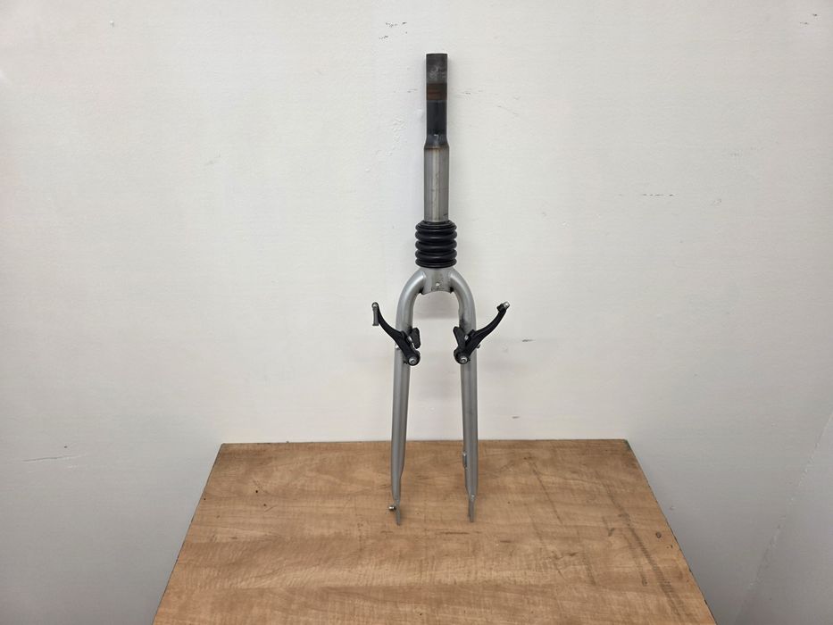 Oryginalny widelec amortyzowany Giant Twist | Hamulce V-Brake | 28"