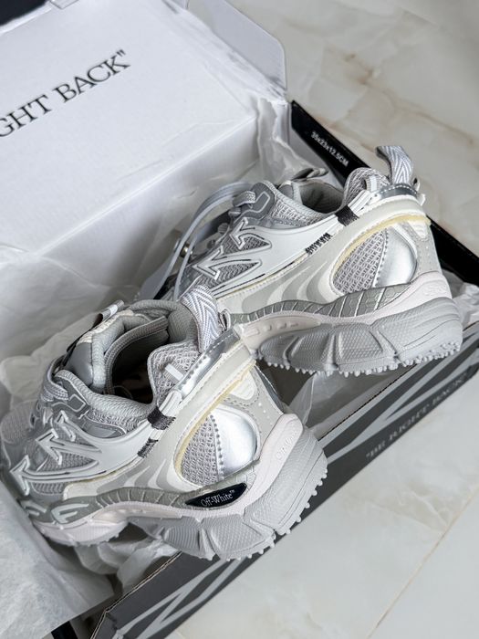 Кроссовки off white