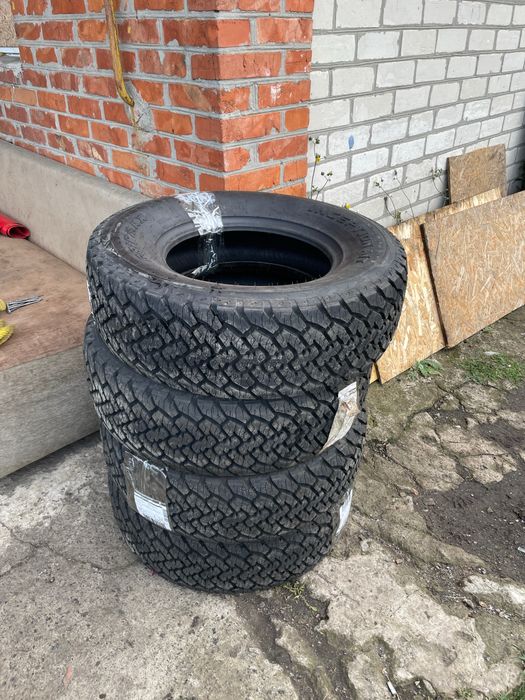 Шини всесезонні 255/65/16. Ціна за комплект 19000 грн