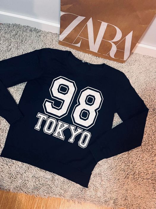 Czarna bluza tokyo s 36 hoodie sportowa