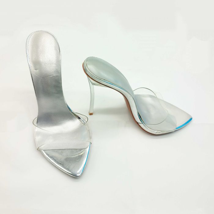 Sandalias / Mules transparentes de salto alto