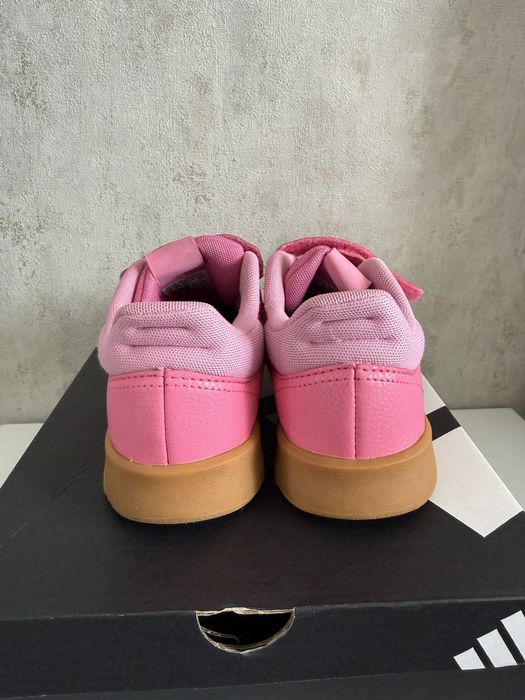 Кросівки Adidas 32 розмір