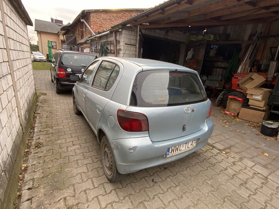 Toyota Yaris 2003