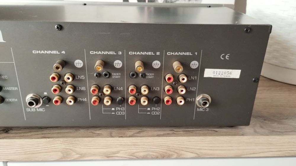 Dj mixer Stanton  RM-50