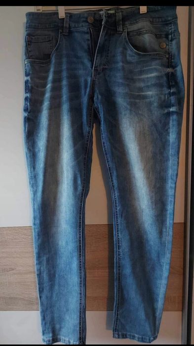 Spodnie jeansy męskie