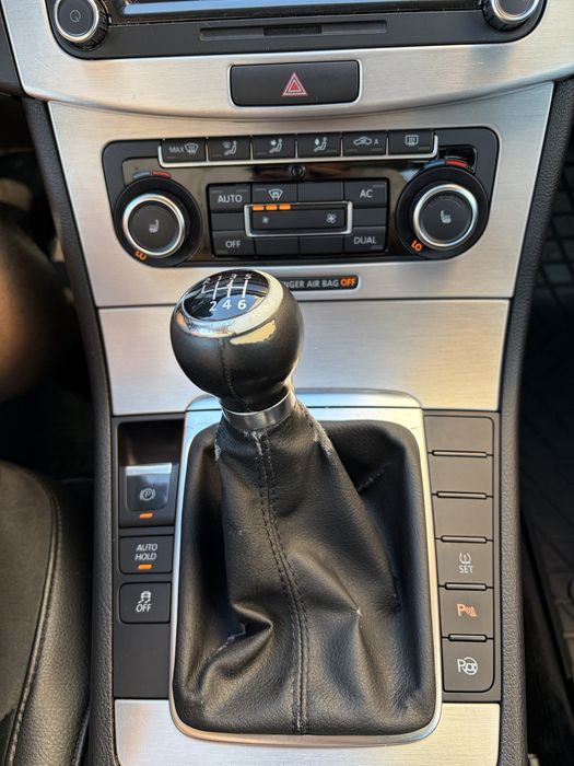 Volkswagen Passat 2011 VIN WVWZZZ3CZBP328519 фото оголошення 10 з 17
