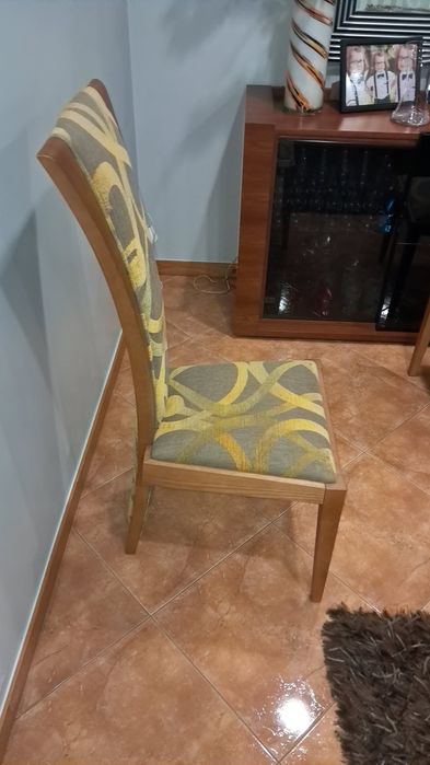 6 Cadeiras de Jantar