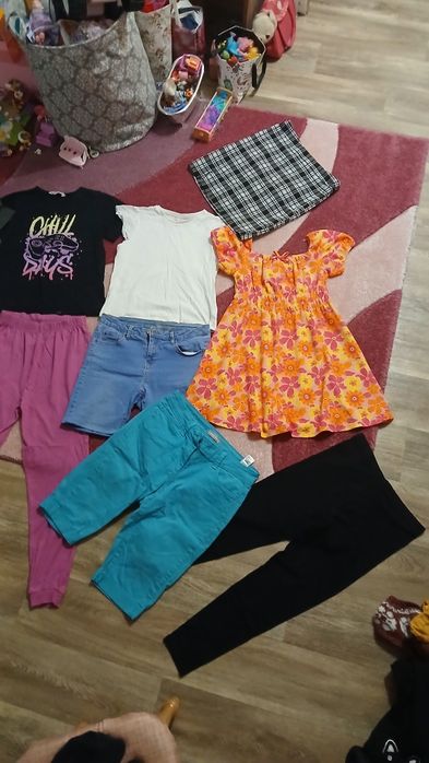 Пакет речей на дівчинку 8-10 років