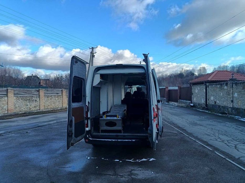 Продам авто швидкої допомоги Renault Master 2014
