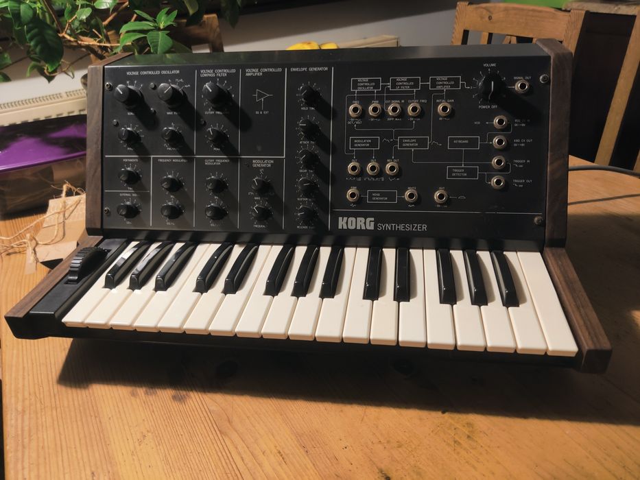 KORG MS 10 syntezator vintage jak MS20 50 moog