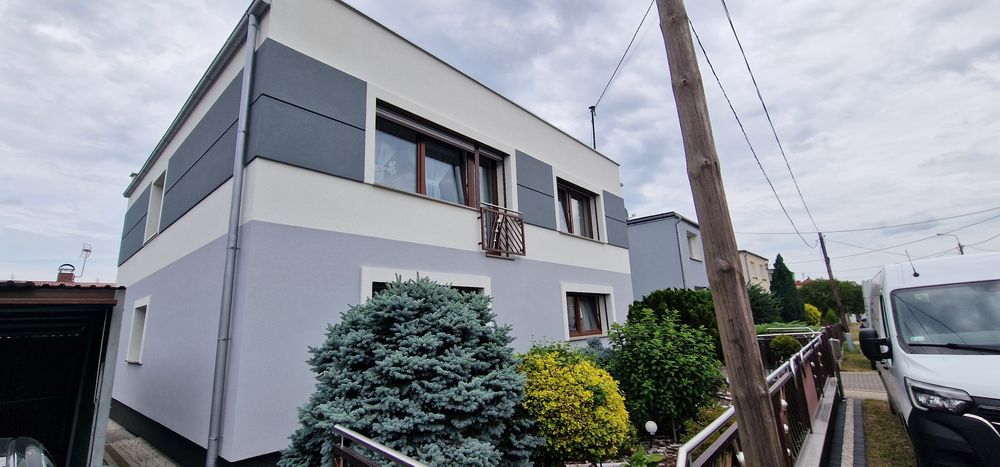 Ocieplenia Elelewacje docieplenia termomodernizacja. styropian biały i grafitowy