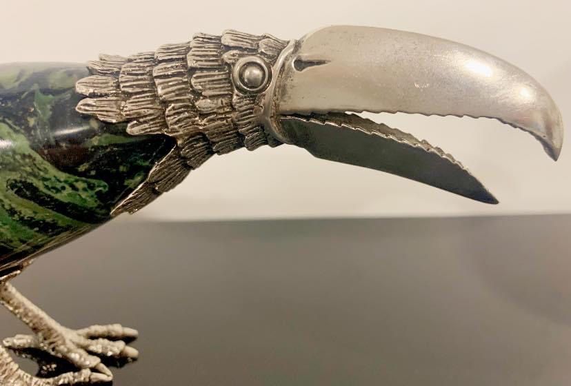 Lindo tucano em pedra natural kambaba Jasper (a pedra da tranquilidade) e prata lei