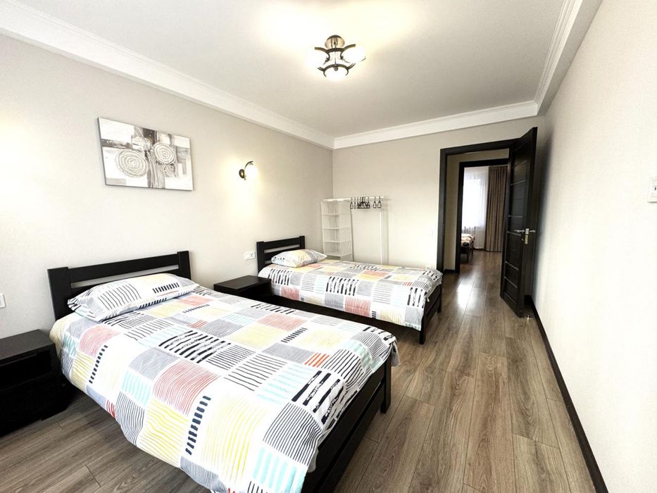 3ком квартира, Оболонский пр. 16а! м.Оболонь и м.Минская 3мин(Видео)