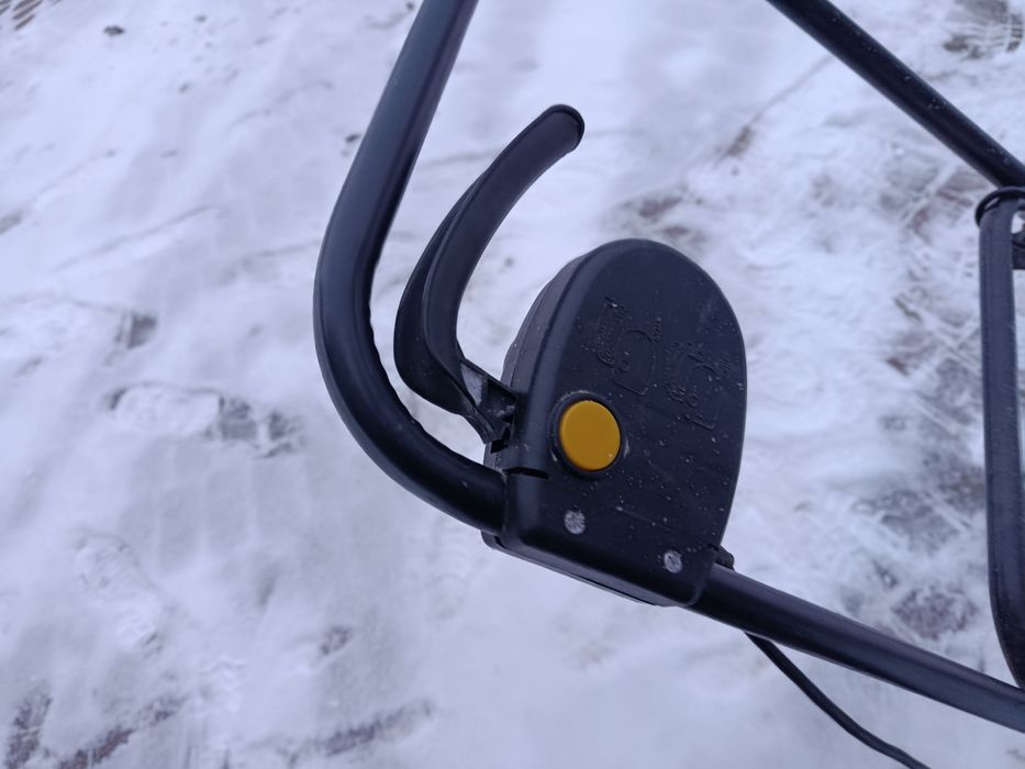 Електрична снігоприбиральна  Німецька машинка CMI.