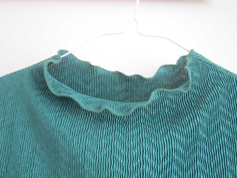 Blusa Verde M canelada e cintada Shein manga à cava