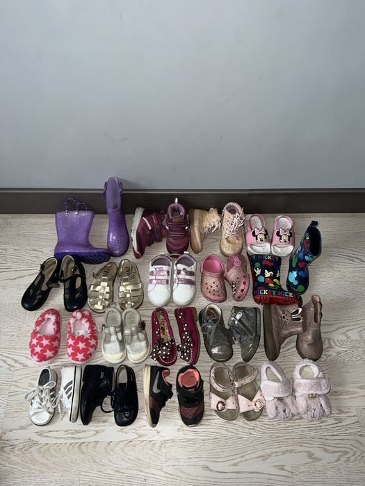 Взуття дитяче 20 -26 розмір next, clarks, adidas, crocs, disney, zara 23 р 24 р 25 р