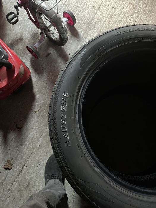 Opony 19” w ladnym stanie