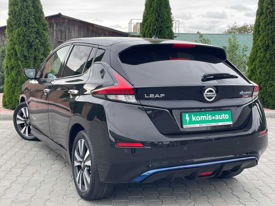 Продам  Nissan Leaf 2018. Можна в розстрочку, під викуп.