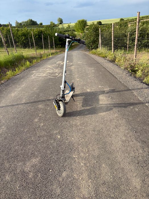 Hulajnoga elektryczna