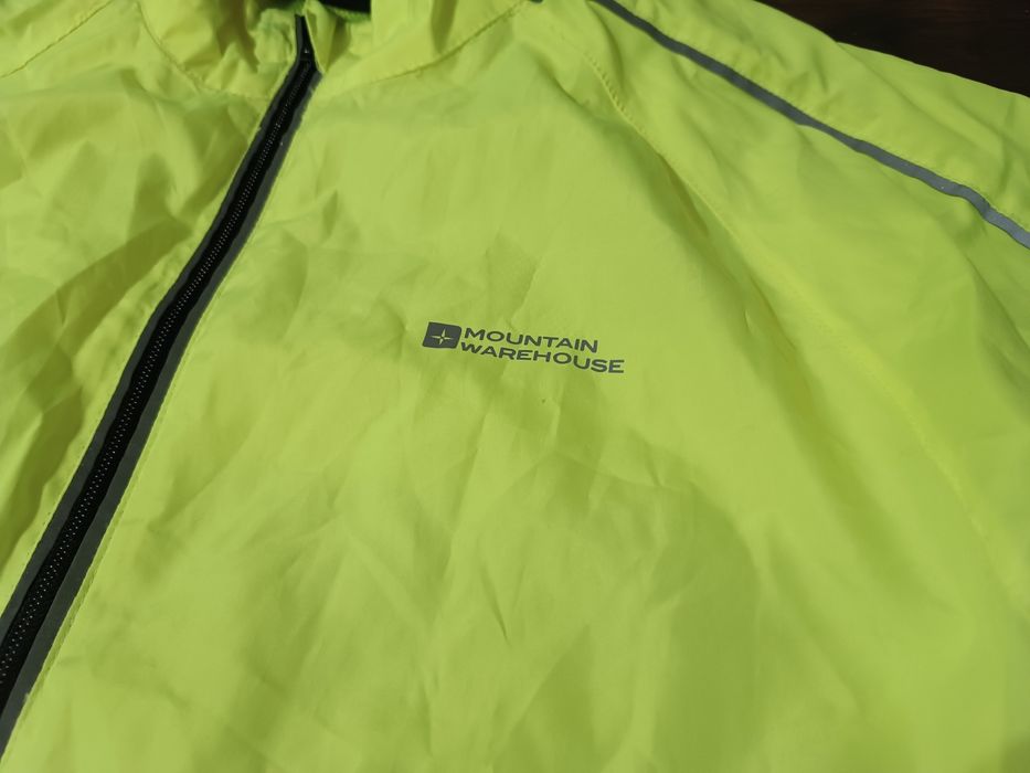 Вітровка Mountain Warehouse