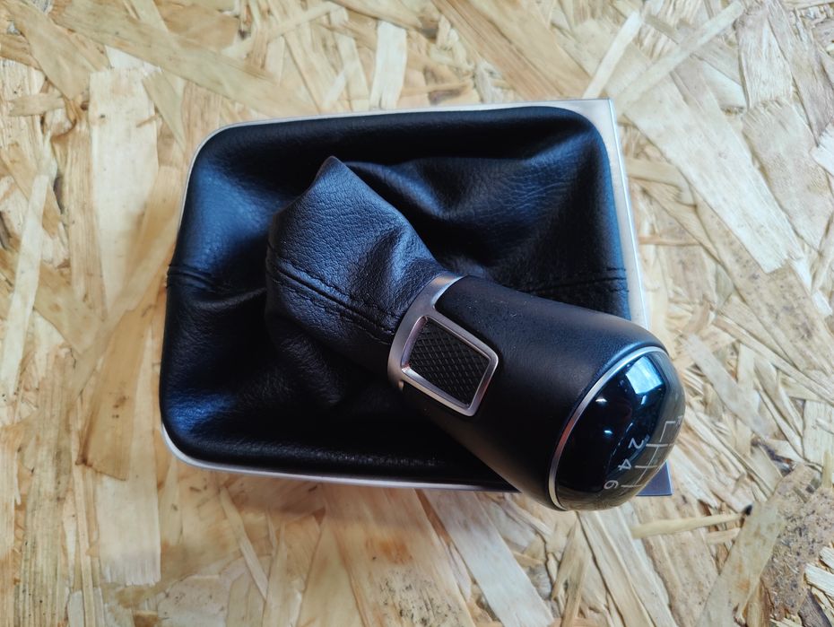 Gałka mieszek zmiany biegów VW Golf VII 7 lift 6 biegów