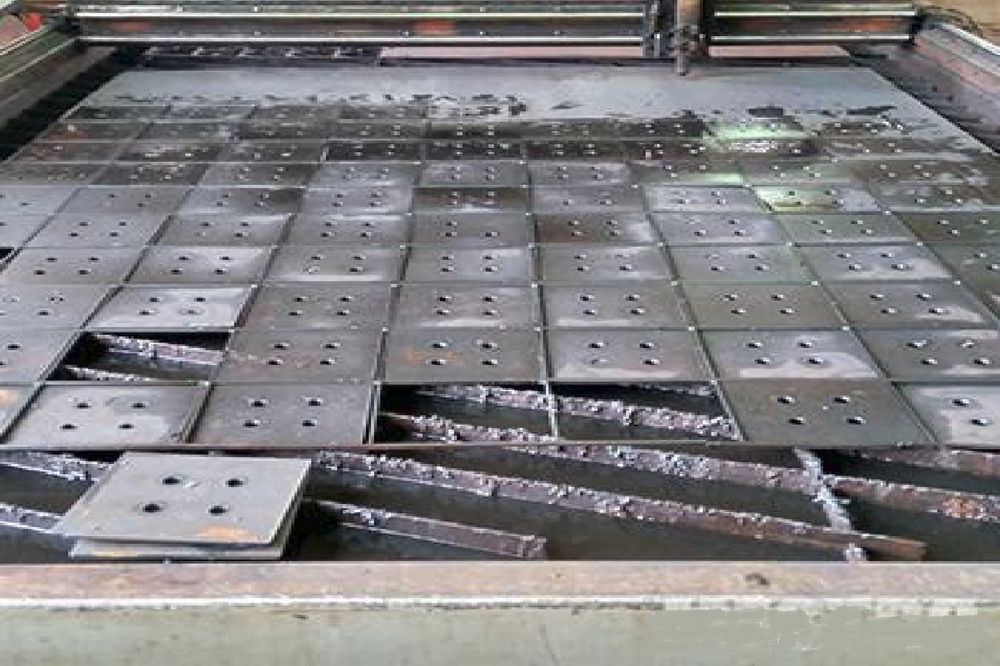 Газо-плазмова різка металу