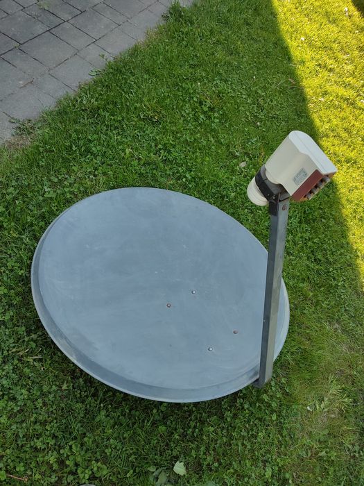 Antena satelitarna z konwerterem