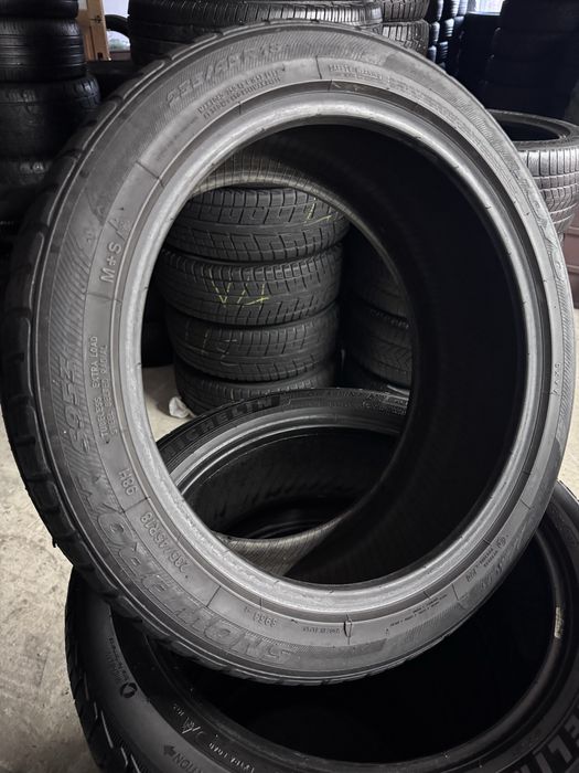 Michelin Alpin 235 45 r 18 Toyo Snowprox 235/45r18 Склада Умань