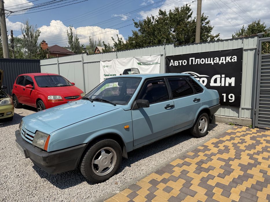 Ваз 21099 в хорошем состояние
