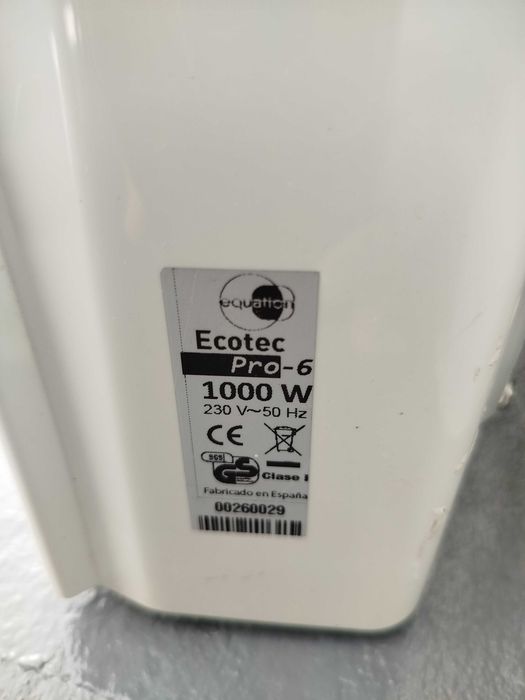 Emissores Térmicos Fluído 1000W Equation Ecotec Pro