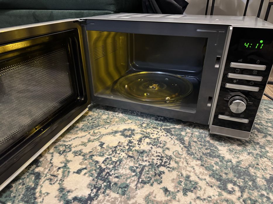 Mikrofalowka Amica Grill AMGF23E1GS