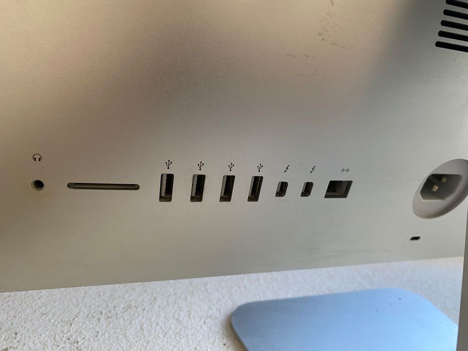 Vendo imac 21.5 i5 8gb ram para peças