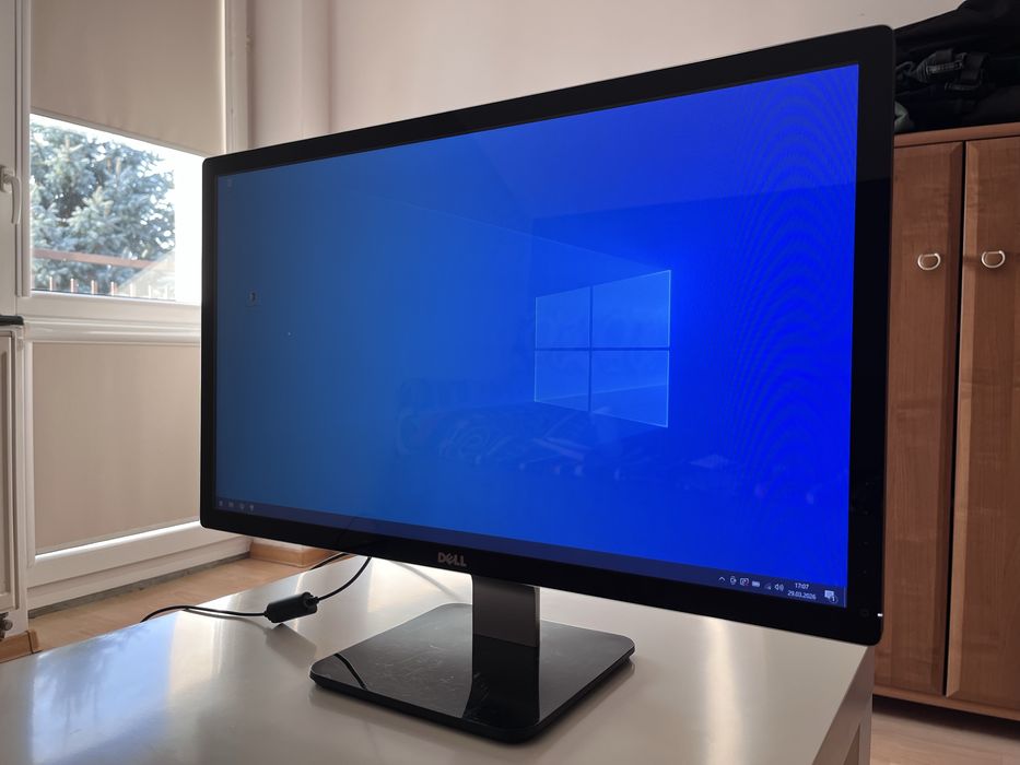 Monitor Dell S2440L