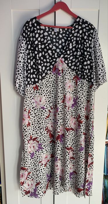 Sukienka Neon Rose 52-54