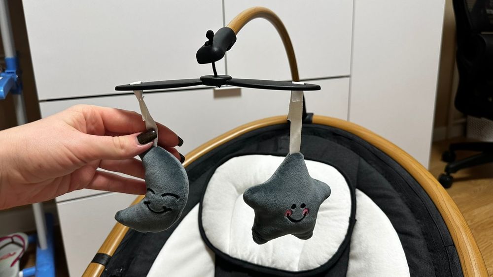 Дитяче електричне крісло-гойдалка Deryan