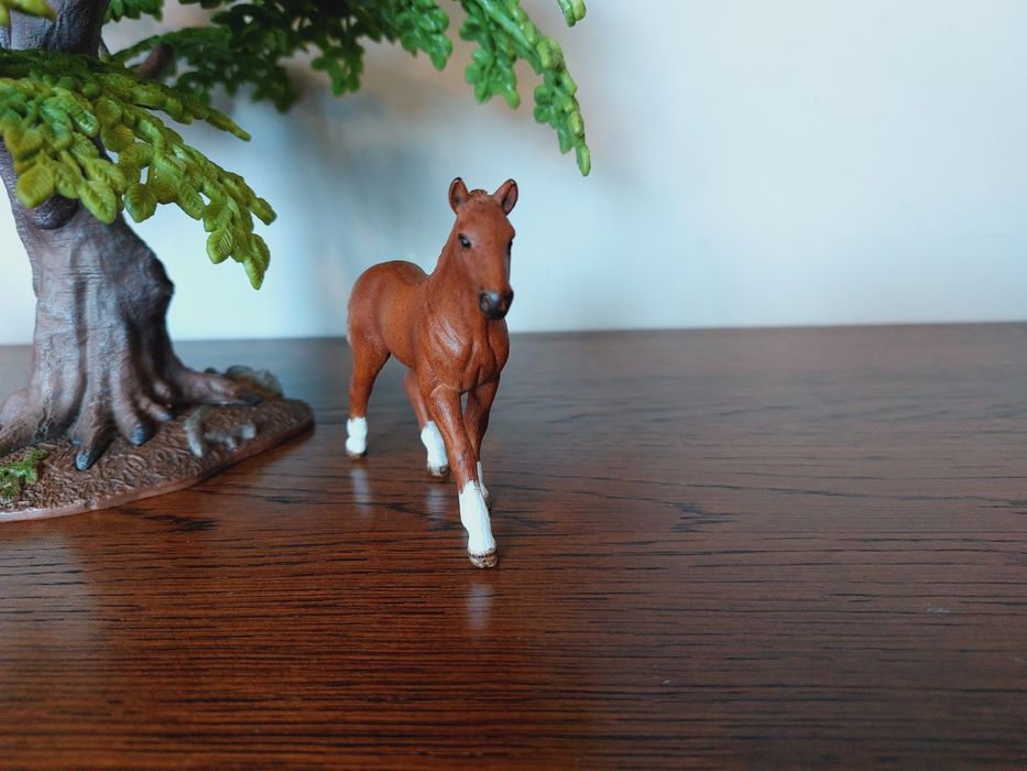 Źrebak rasy Hanower schleich