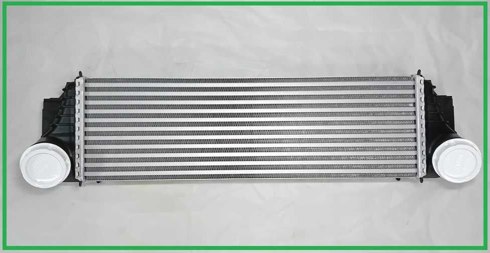 Intercooler chłodnica powietrza BMW Seria: 5' 6' 7' nr. mag 1/337