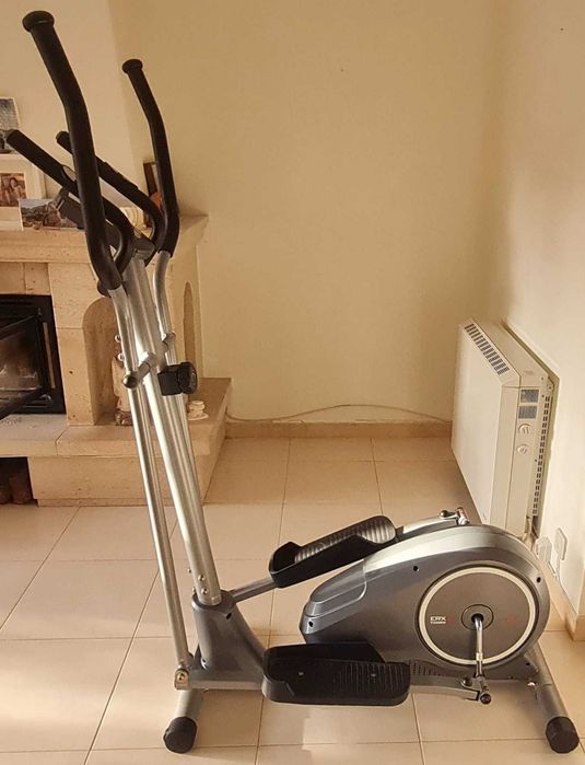 Bicicleta Elíptica em ótimo estado