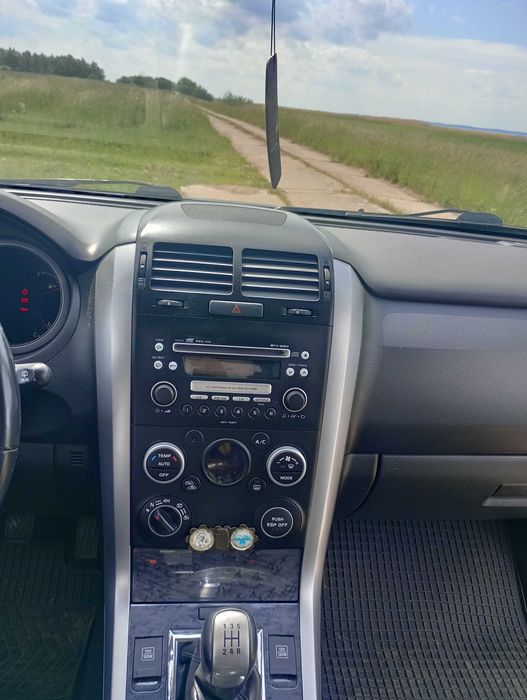 Suzuki Grand Vitara II lift