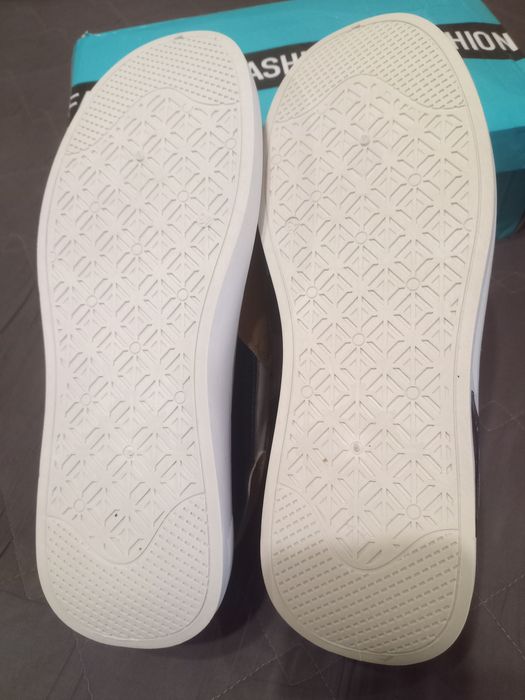 Кросівки, 43 розмір